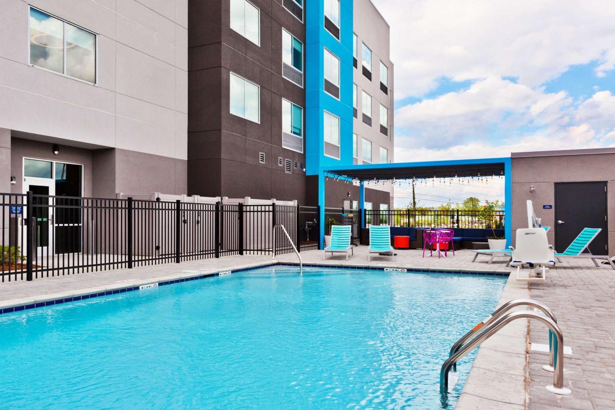Hotel Tru By Hilton Auburn Exterior foto